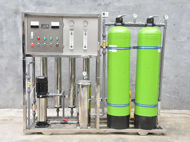 反滲透水設(shè)備的原理